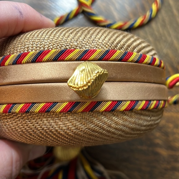 Bottega Veneta made in Italy handbag! Beautiful condition! Red/Yellow/Navy/Gold - Picture 7 of 9